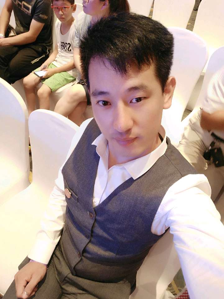 个人中心|话题 - 小猪导航 - 社交电商行业全国微信群二维码导航平台大全