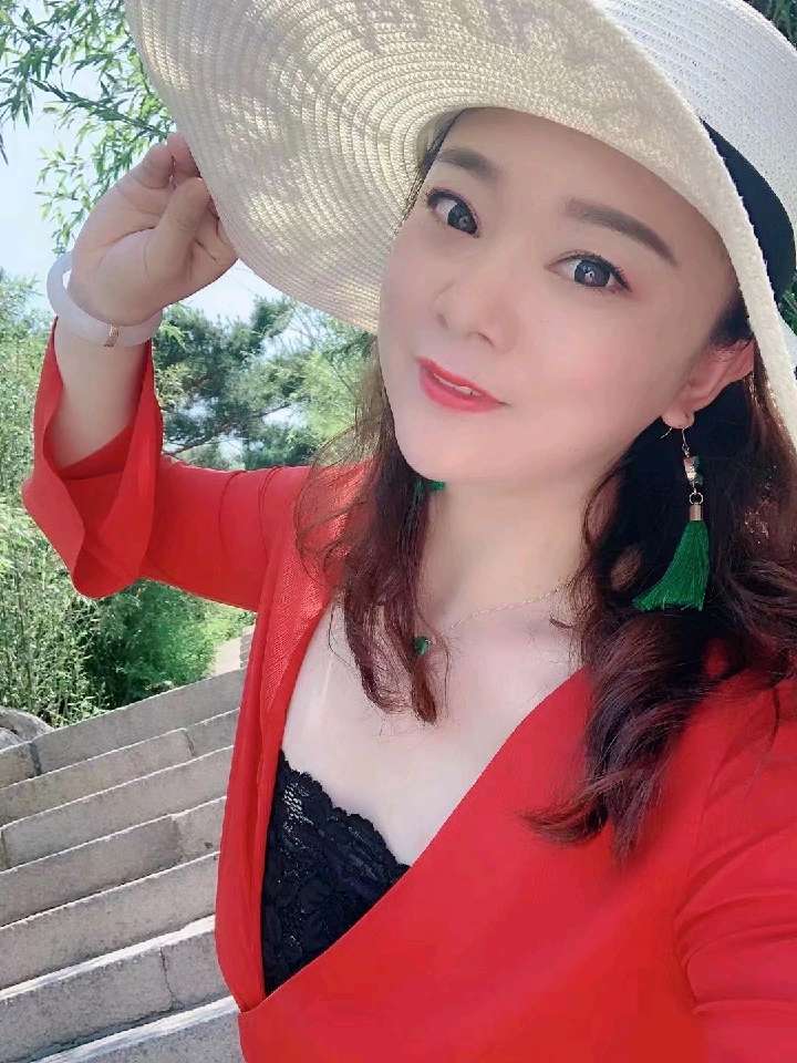 个人中心|话题 - 小猪导航 - 社交电商行业全国微信群二维码导航平台大全